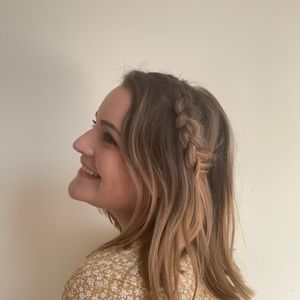 Meet your Posher, Casey